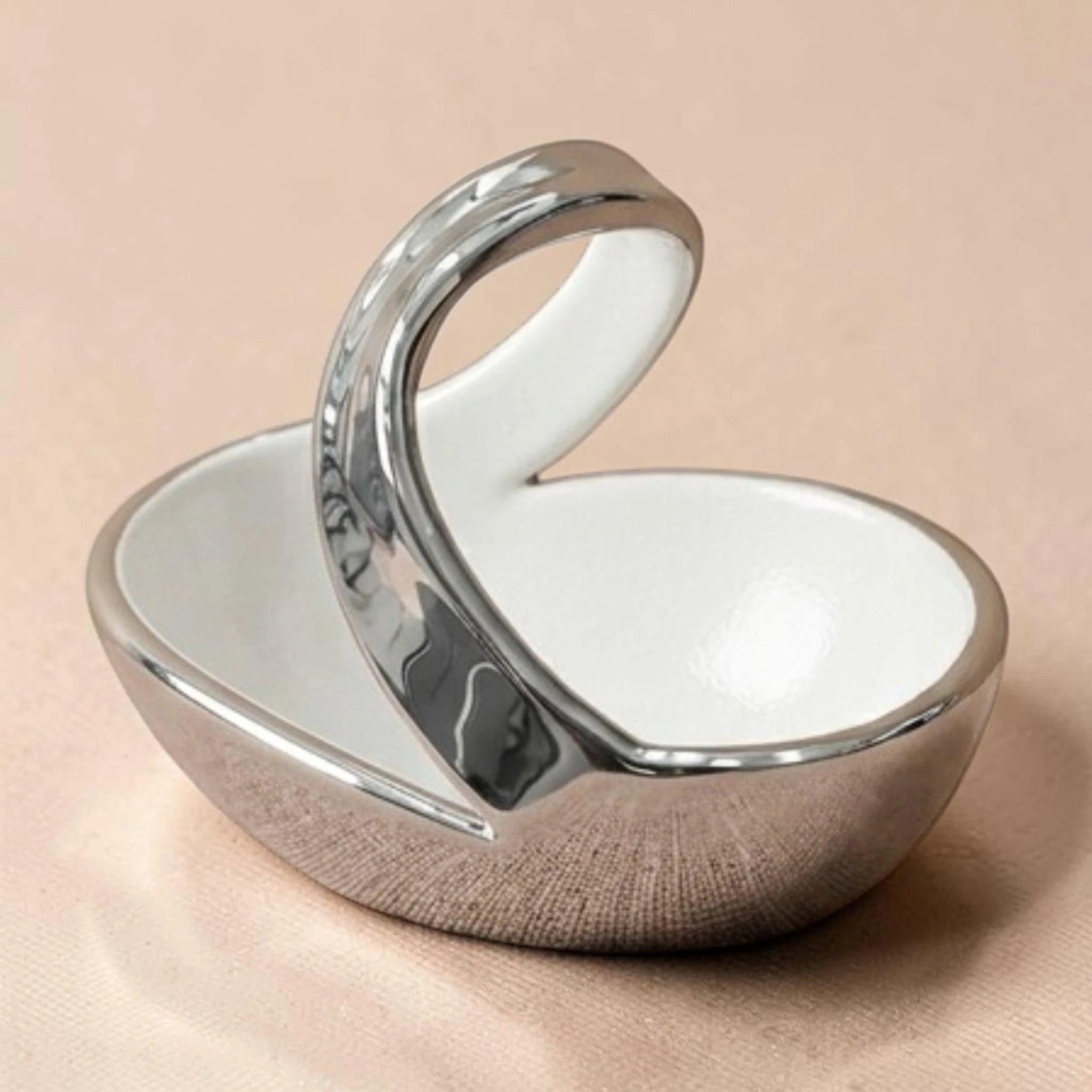 Ceramic Swan Accent Bowl