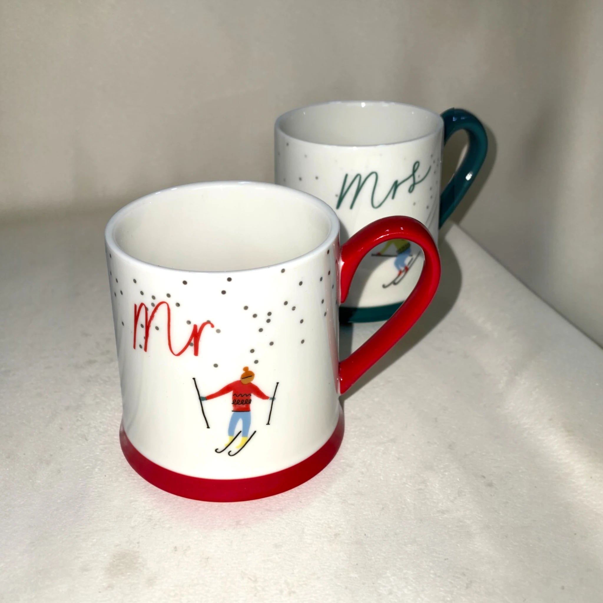 Mr & Mrs Alpine Ski Couple Mug Set