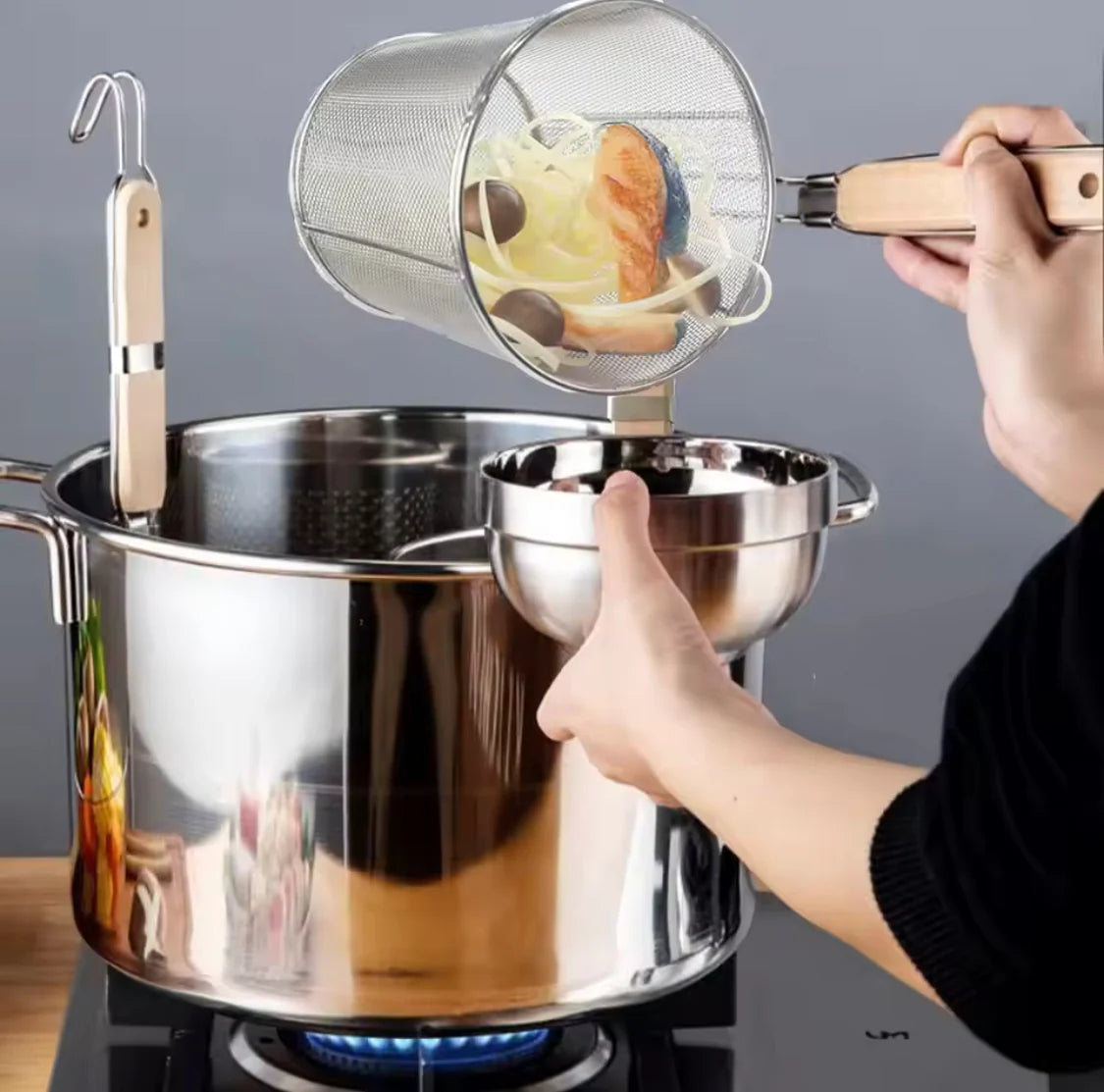 FryLift – Stainless Steel Frying Strainer with Wooden Handle EzLyf